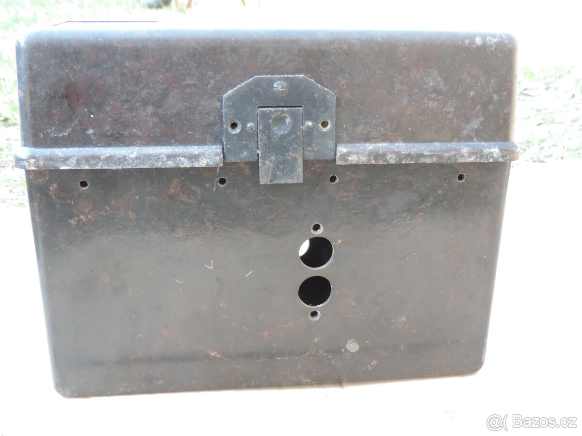 Polní telefon FF 33 Wehrmacht z Druhé svět. války - 2
