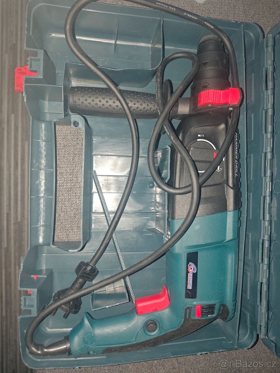 Příklepová vrtačka a bourací kladivo - 2