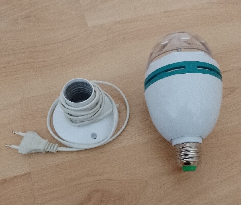 Barevné disco světlo, křišťálové koule - 2 ks - 2