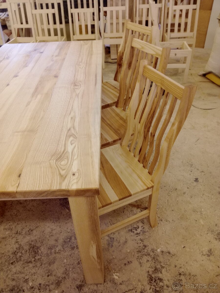 Jídelní stůl a židle masiv jasan set - 2