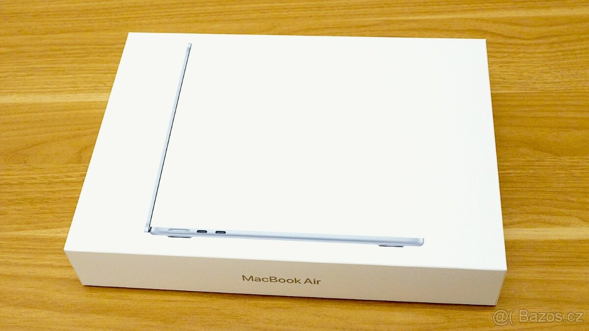 MacBook Air M4 - ZÁRUKA 24 měsíců, Office v ceně - NOVÝ - 2