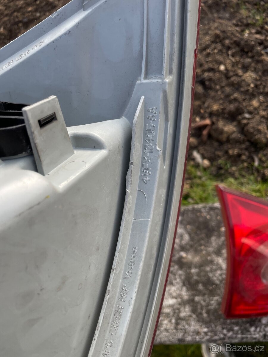 Golf 5 zadní levé světlo -orig. VW - 2