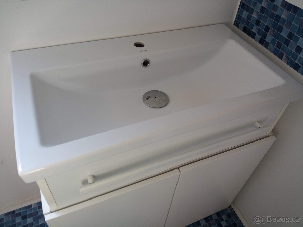 umyvadlo Cersanit 80x45cm + koupelnová skříňka IKEA - 2