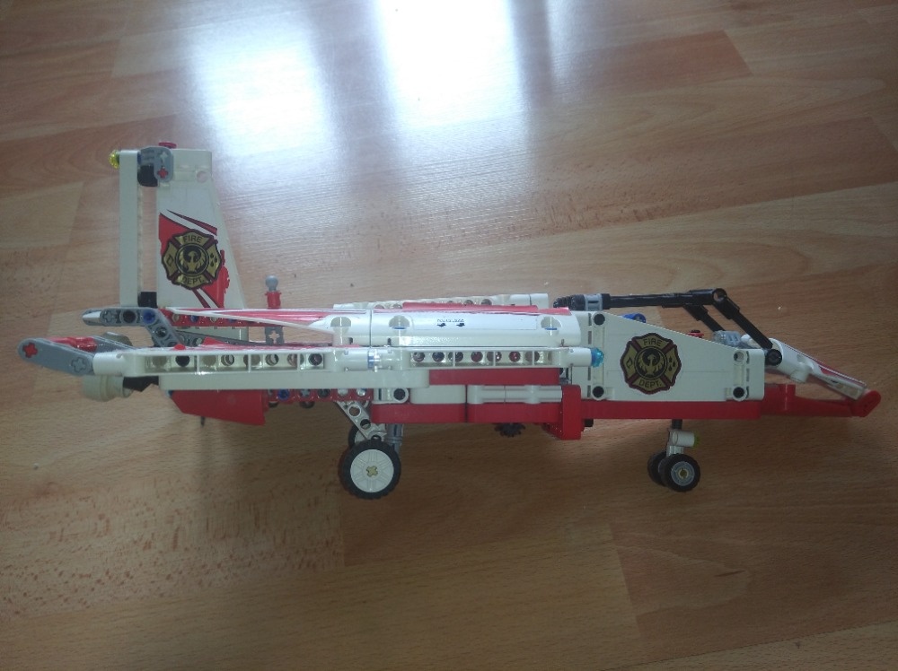 Lego Technic set-42040 - 2