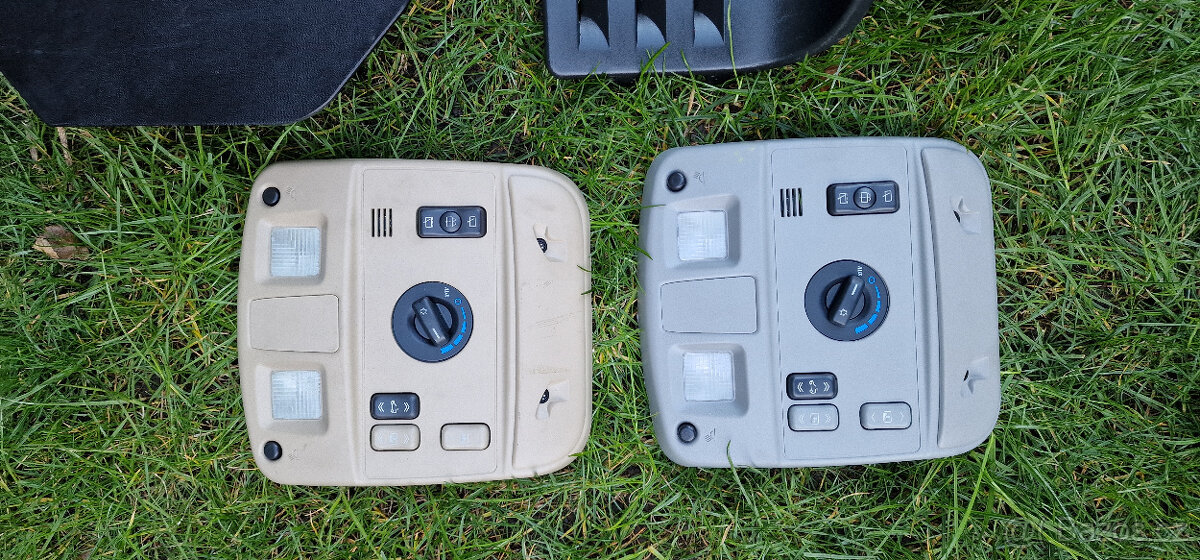 Plasty do interiéru + stropní ovládání - Cadillac SRX - 2