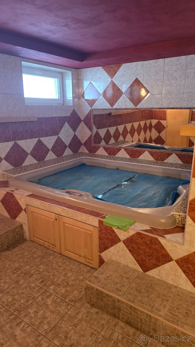 Vnitřní vířivka Caretta - 2