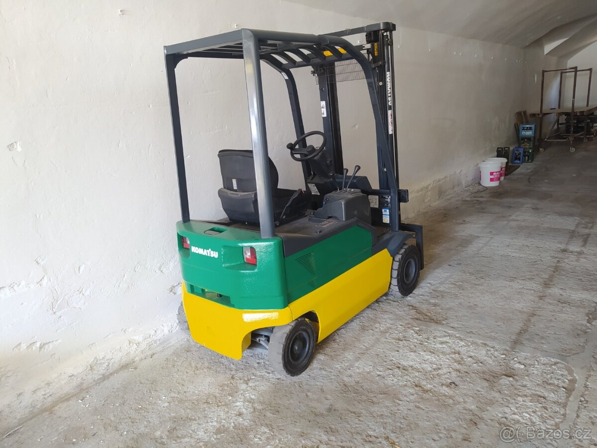 P: VZV Komatsu FG18 - 2