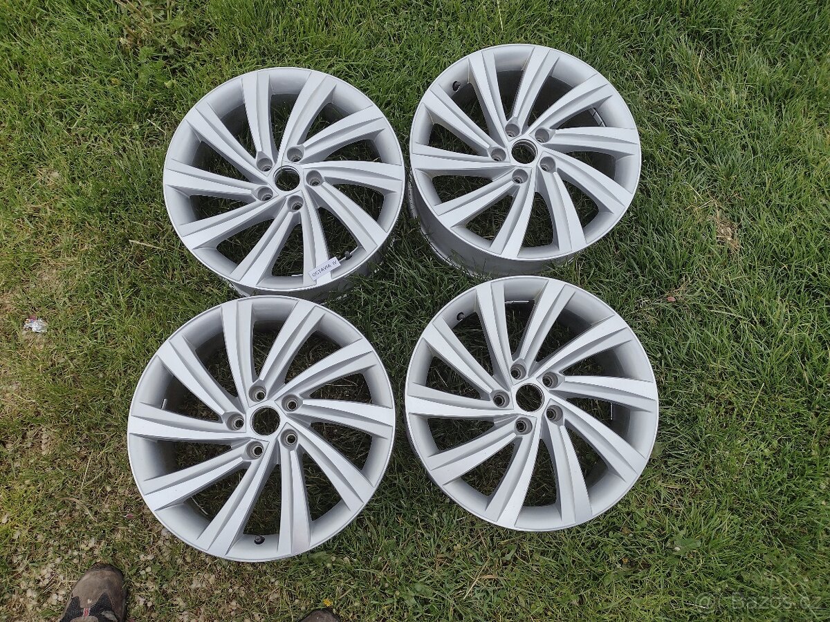 Sadu alu disků Škoda Octavia R18 Perseus - 2