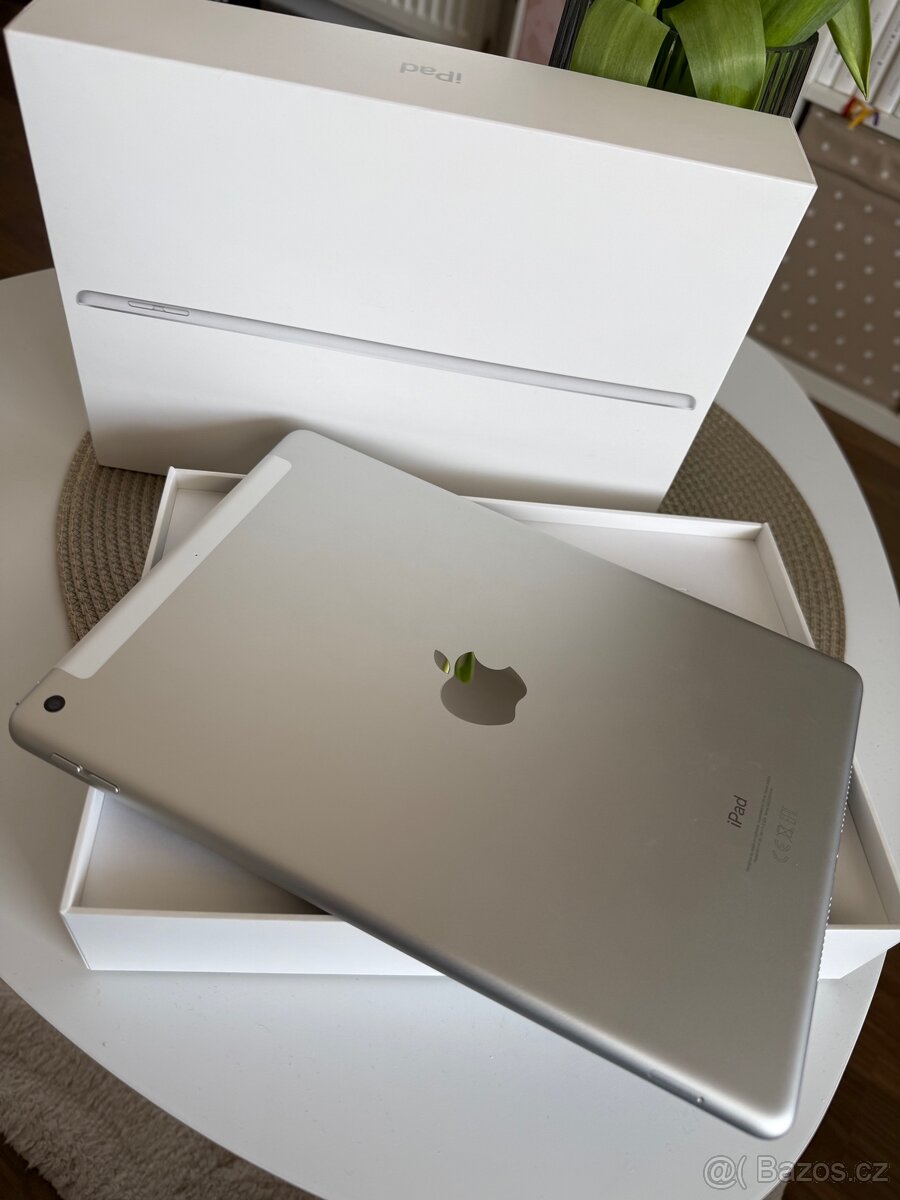 Apple iPad 10.2 Wi-Fi + Cellular 64gb - Silver + case Burga - 2