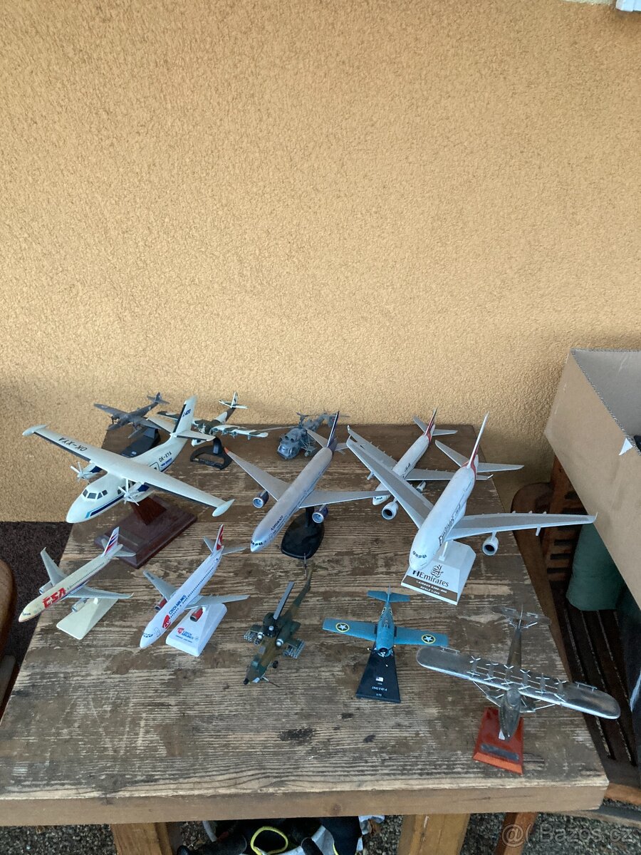 60 x model Letadla - 2