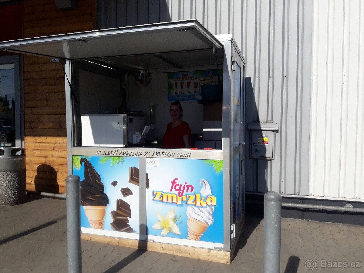 Zmrzlinový stánek - 2