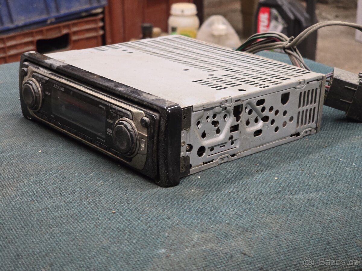 Staré autorádio XZOUND - 2
