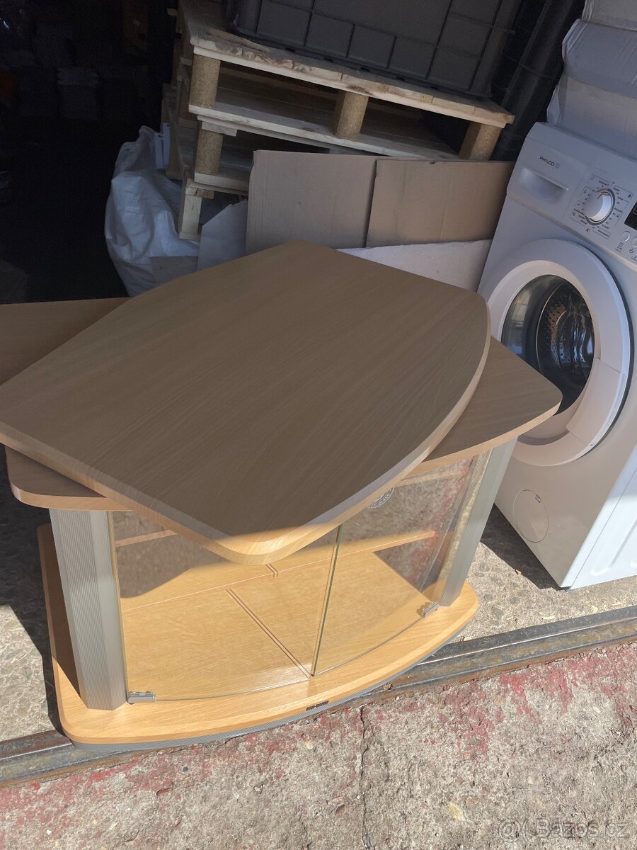 Stolek pod TV - 2