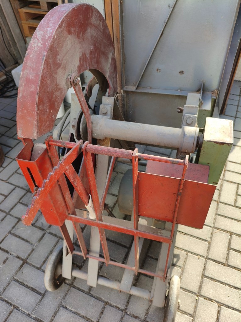 Hospodářská pila - 2