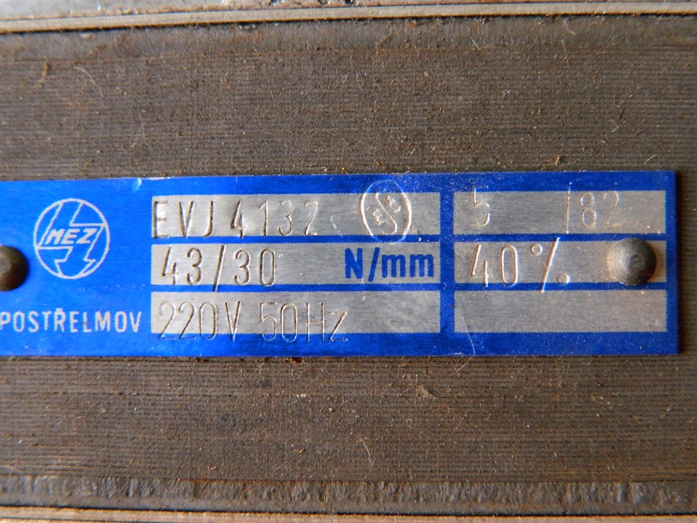 Elektromagnet 220V - 2