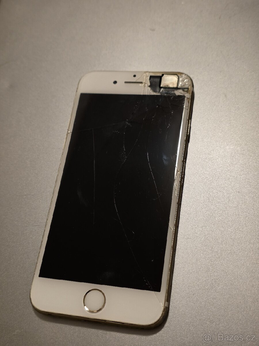 iPhone 6 - nefunkčný - 2