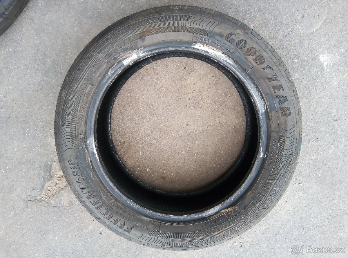 205/55 R17 - 2