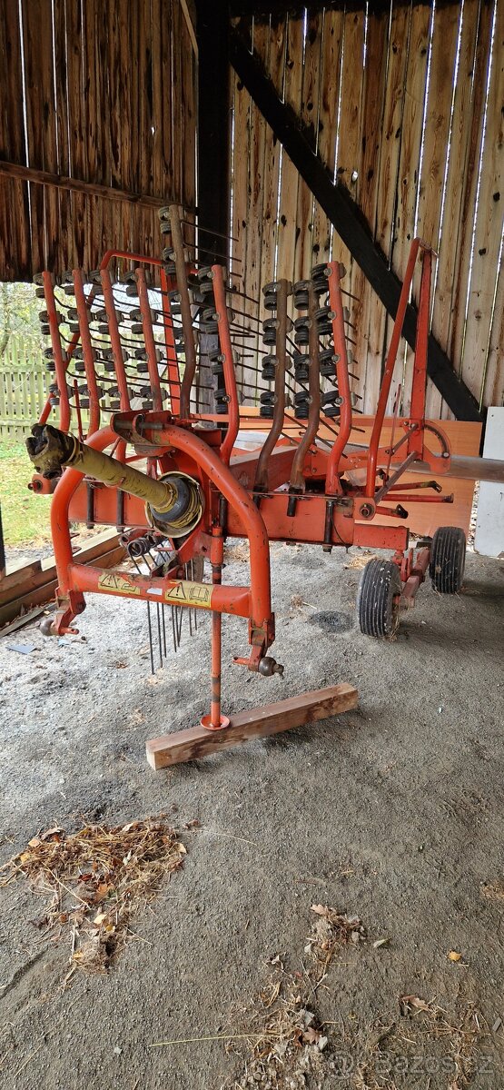 Shrnovač Kuhn GA 4121 GM - 2