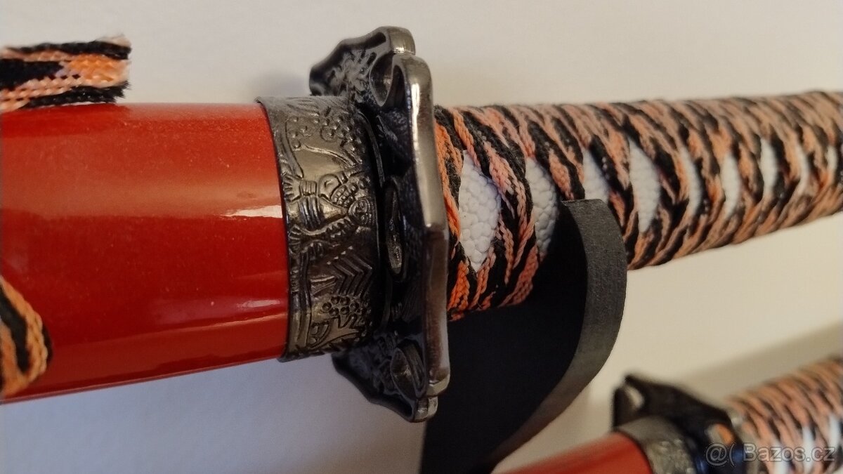 Sada samurajskych mecu se stojanem - 2