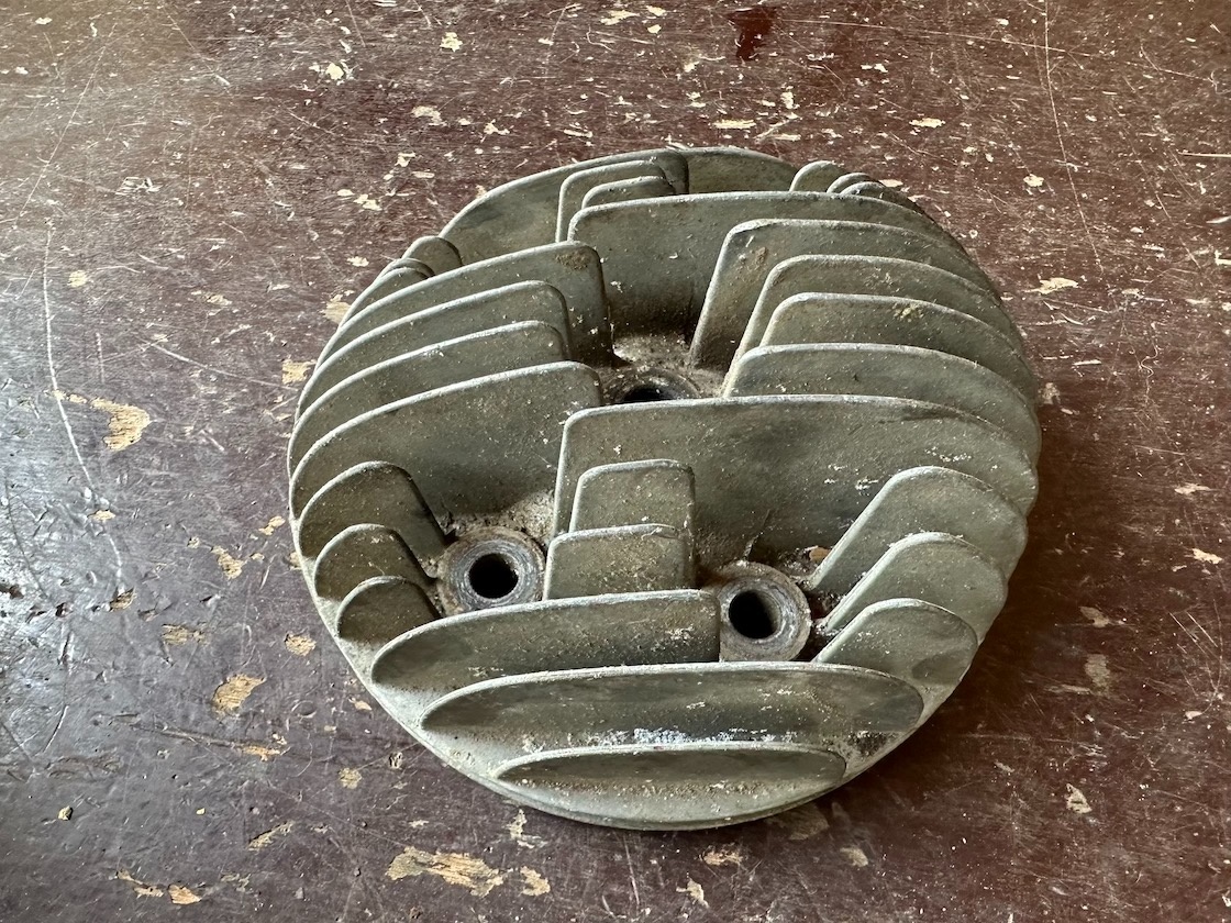 Predám hlava valce JAWA 250/353 kývačka, nepoškodená - 2