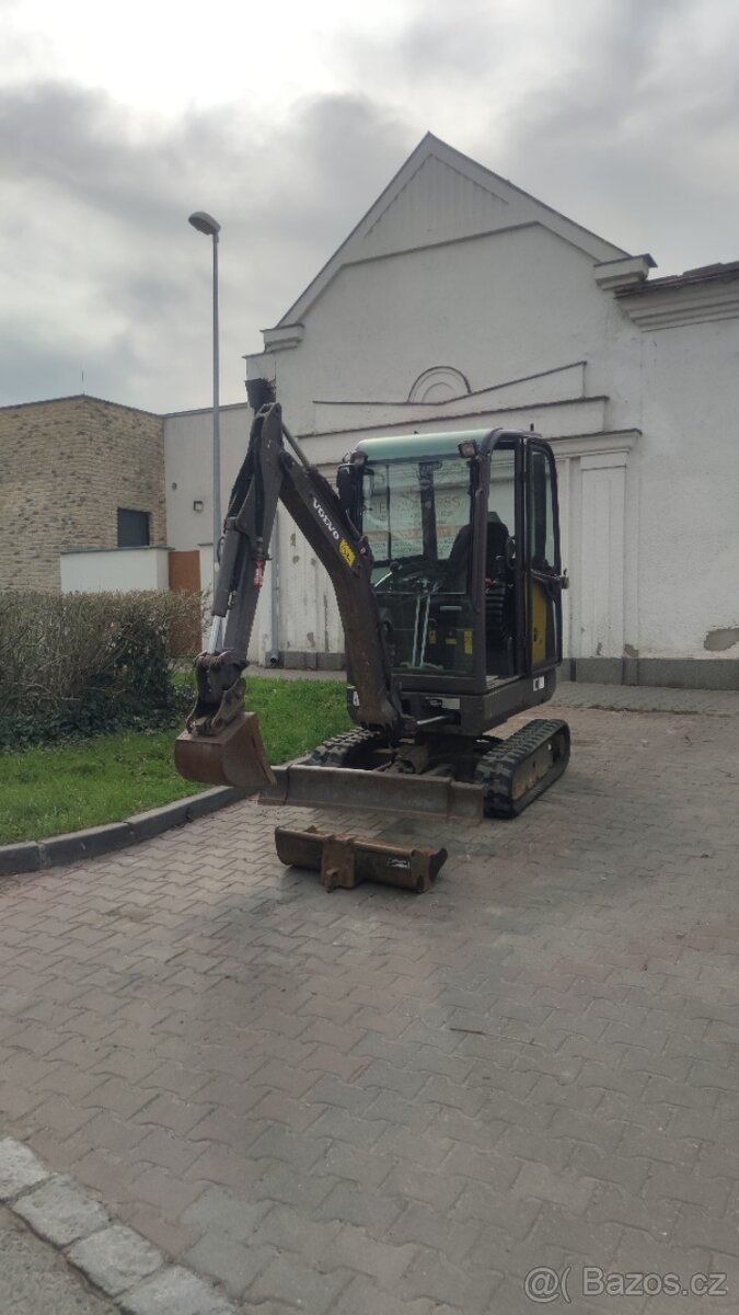 Pásový Minibagr Volvo EC18D - 2