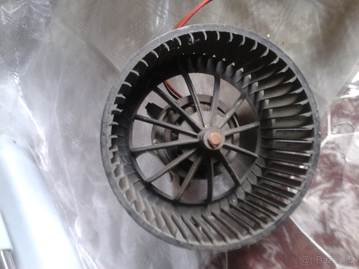 ventilátor topení R-Twingo - 2