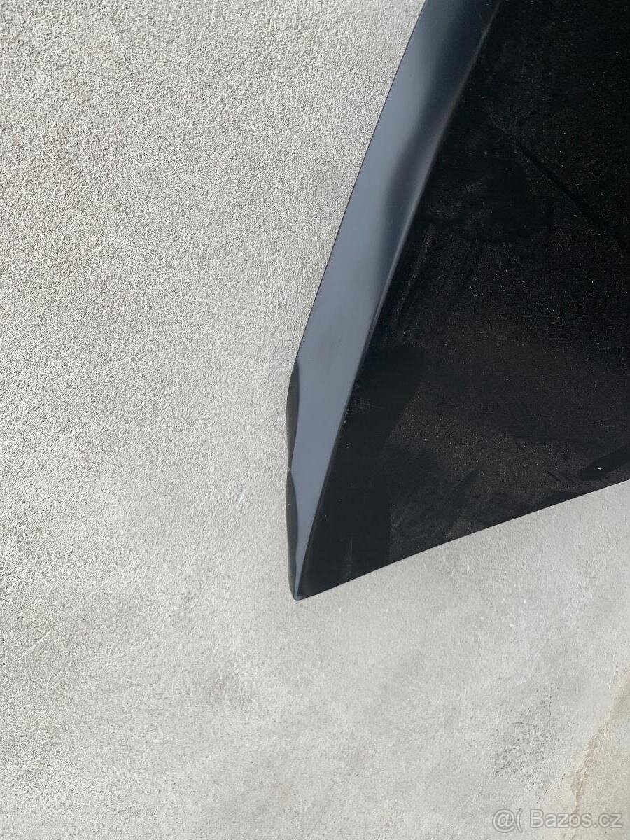 Renault TRAFIC r.v. 2014- a více --- PŘEDNÍ KAPOTA NOVÁ - 2