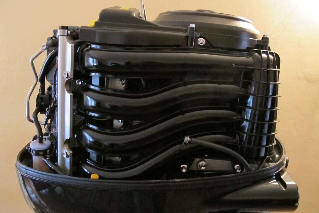 Lodní motor Suzuki 90hp, EFI - 2