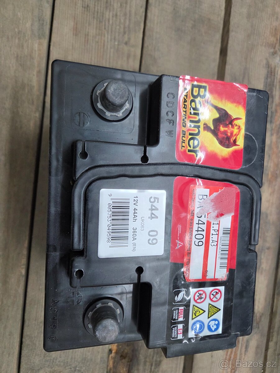 Autobaterie Banner 12V 44Ah 360A - 2