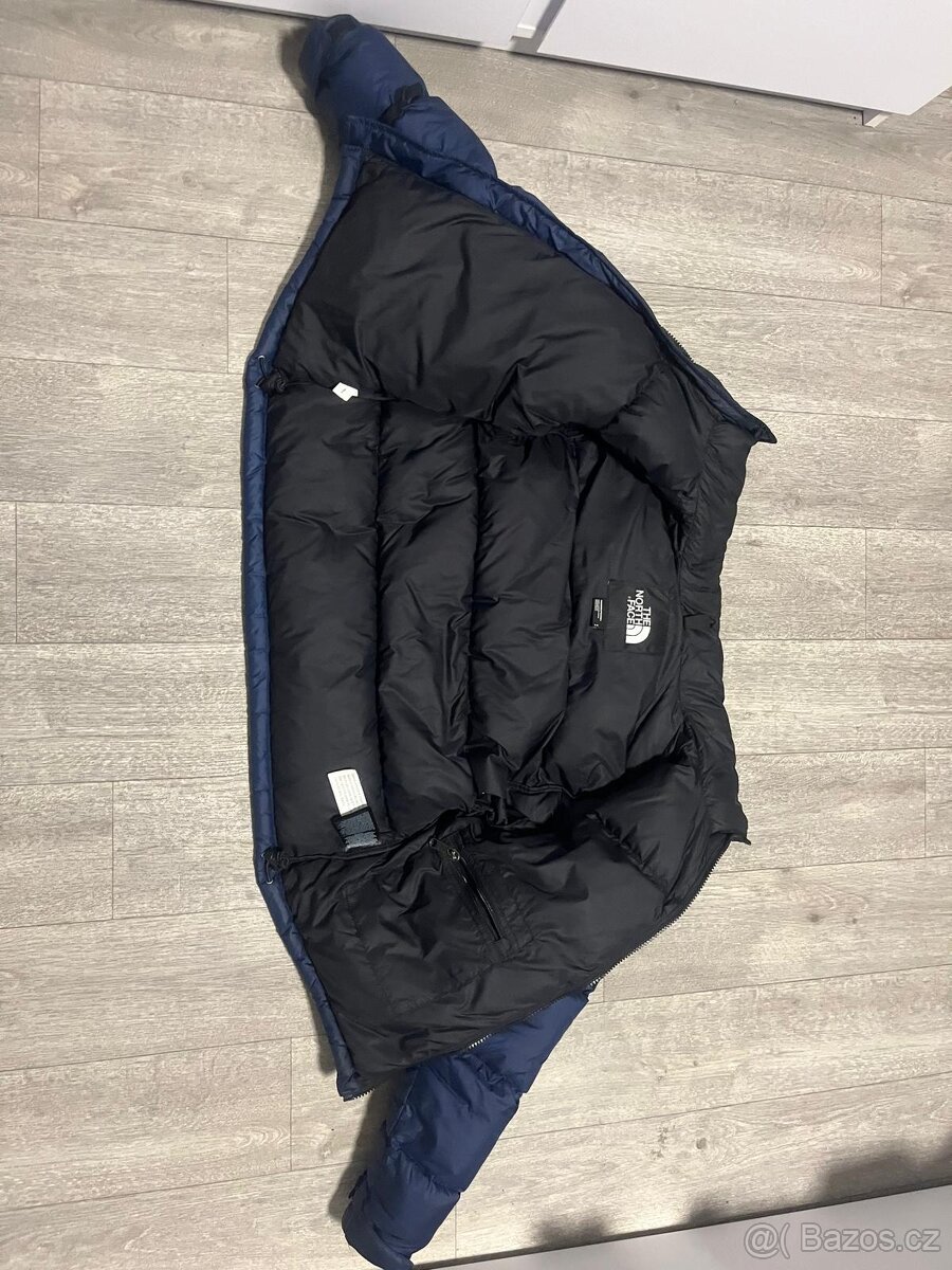 Dámská bunda Zn. The North face, vel. S (délka 50 cm) - 2