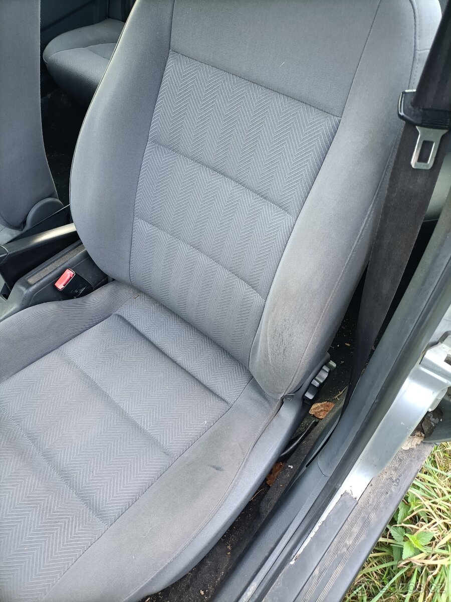 Audi A4 B5 náhradní díly - 2