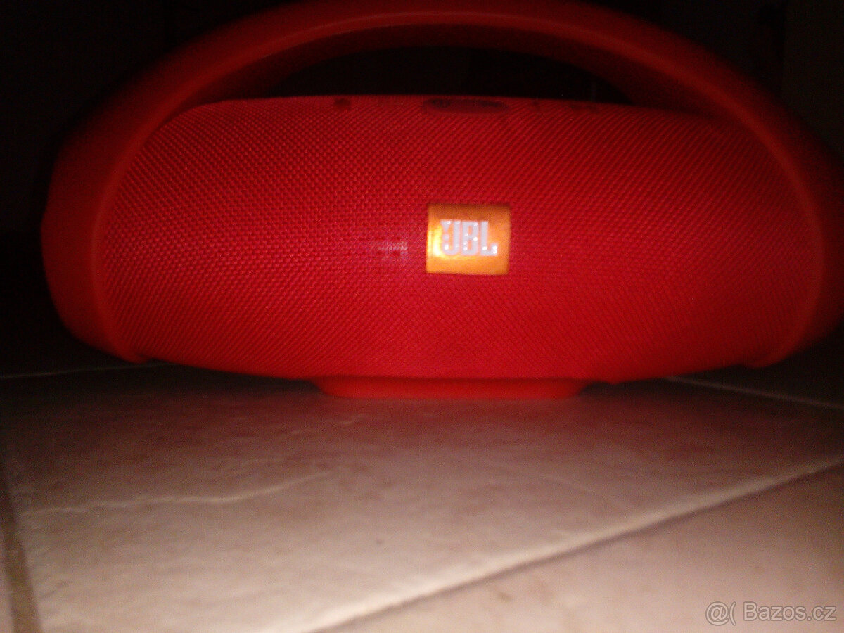 Boomsbox přenosný reproduktor - 2