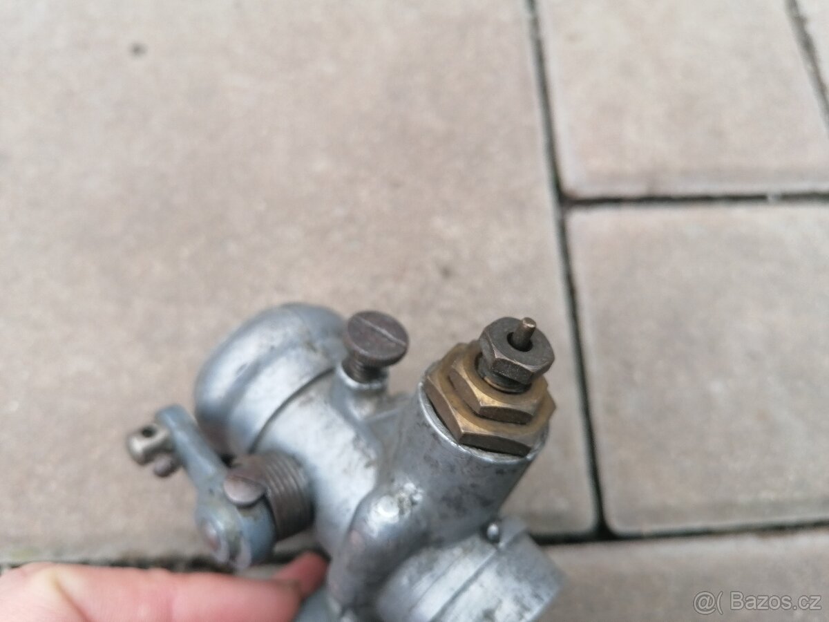 Predám karburátor - 2