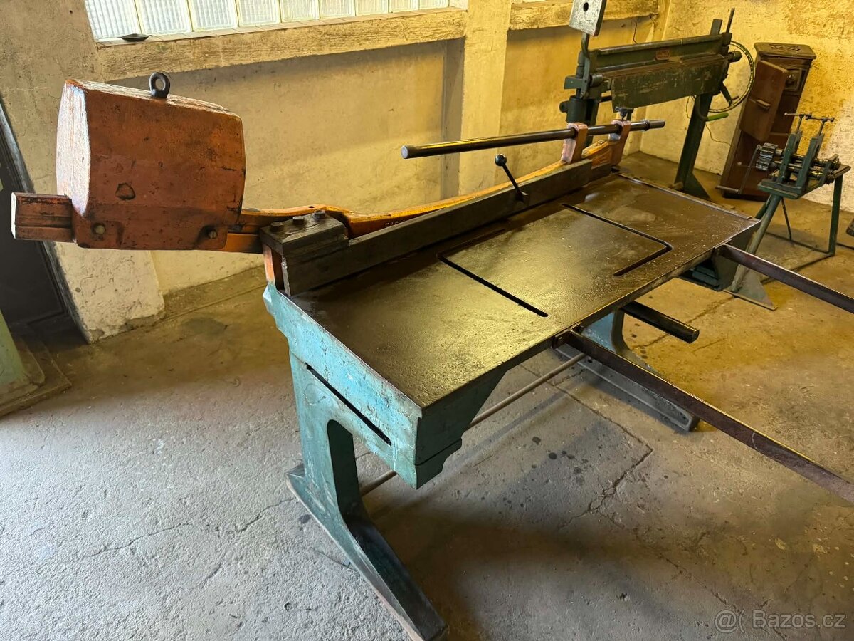 Klempířské stroje - 2