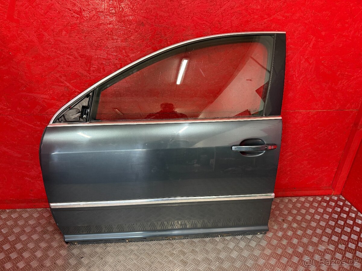 LEVÉ PŘEDNÍ DVEŘE VW PHAETON LR7T - 2
