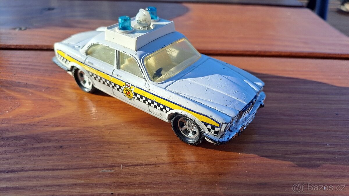 Matchbox Jaguar - 2