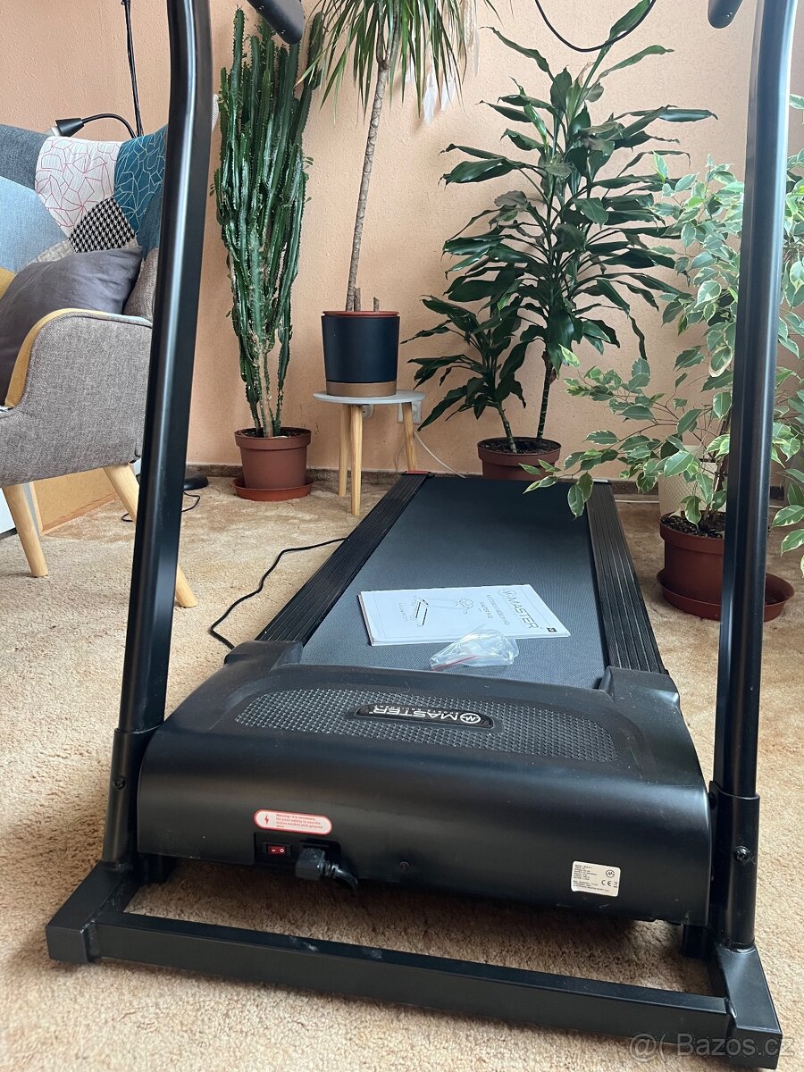 🏃♂️ Běžecký pás MASTER – téměř jako nový - 2