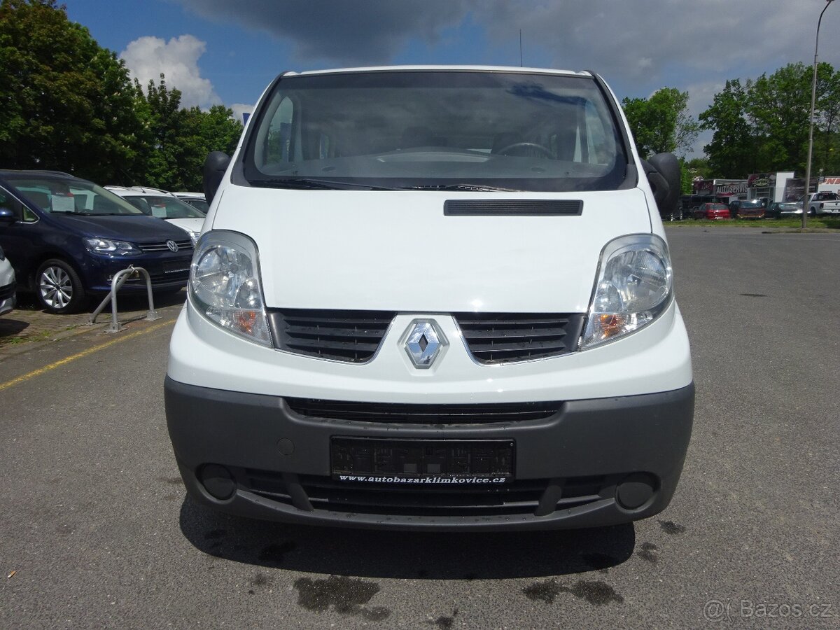 RENAULT TRAFIC 2,0 DCI, GRANCE KM, 9 MÍST, TAŽNÉ - 2