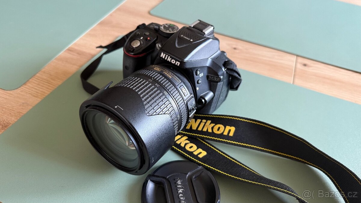 Zrcadlovka Nikon D5300 s objektivem Nikkor 18-10 - 2
