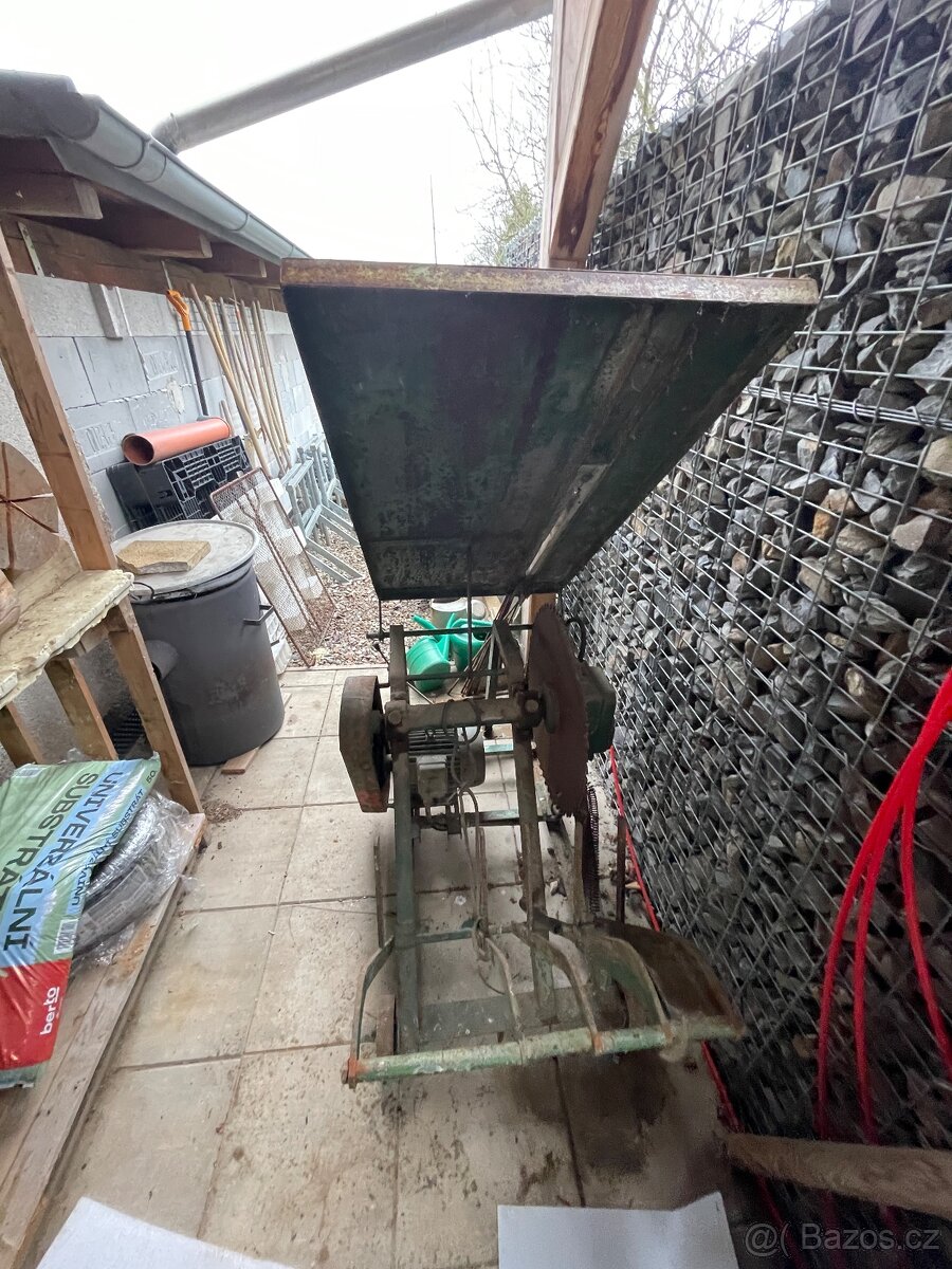 Cirkularka s kolebkou - 2