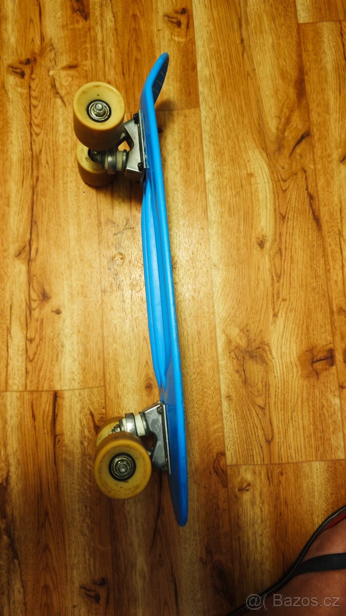 Skateboard Oxelo - modrý - 2