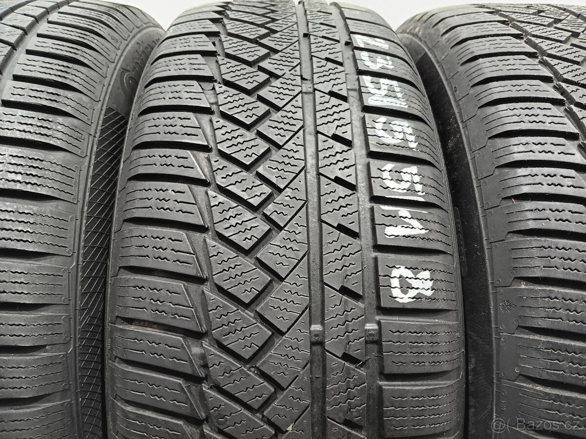 Zimní pneu 235/55/18 Continental - 2