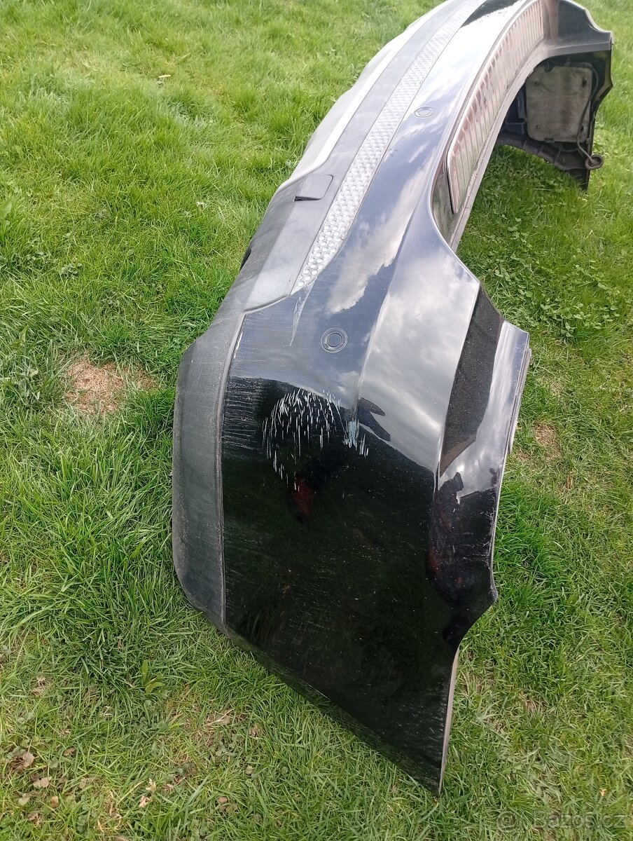 MERCEDES BENZ ML W164 ZADNÍ NÁRAZNÍK PĚKNÝ VČ. PAR. ČIDEL - 2