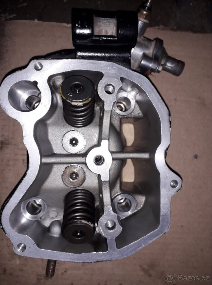 Shineray 250 stixe hlava - 2