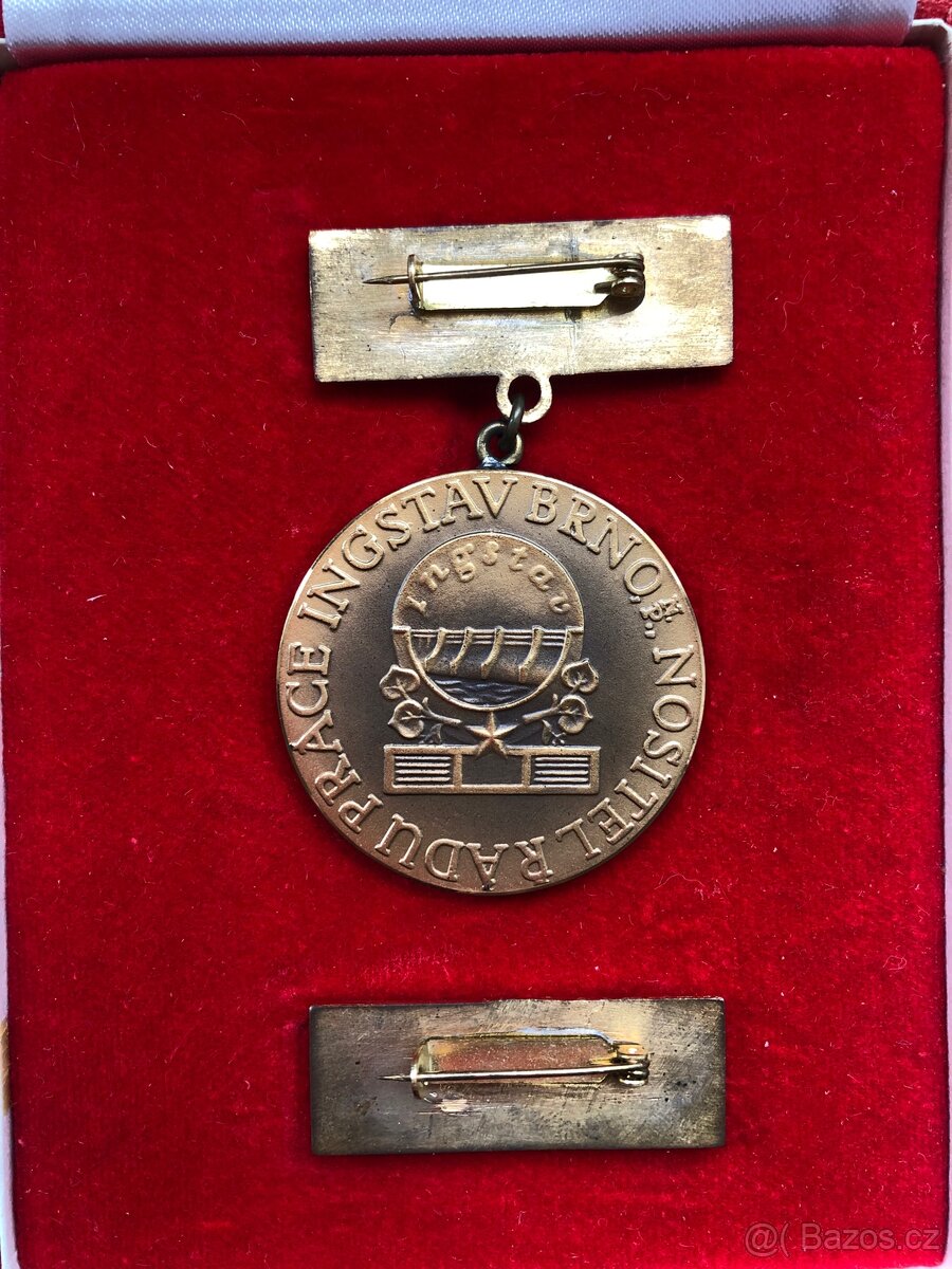 Odznak - vyznamenání, NOSITEL ŘÁDU PRÁCE - 2