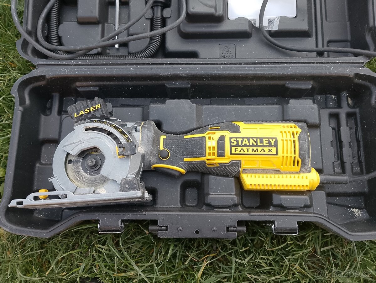 Pila zanořovací Stanley - 2