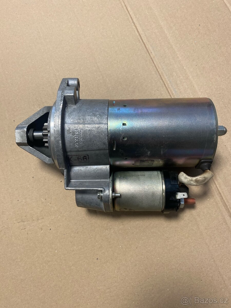 Nový starter Lada-Vaz 11zubu pastorek - 2