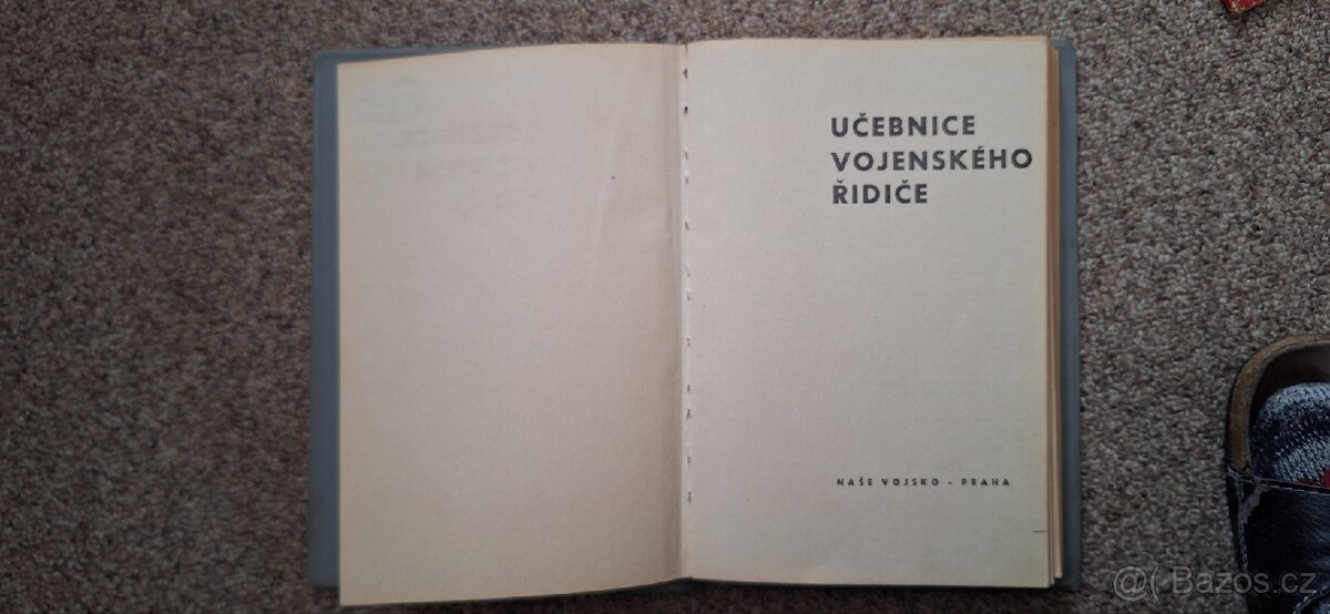 PRODÁM-Učebnice vojenského řidiče - 2