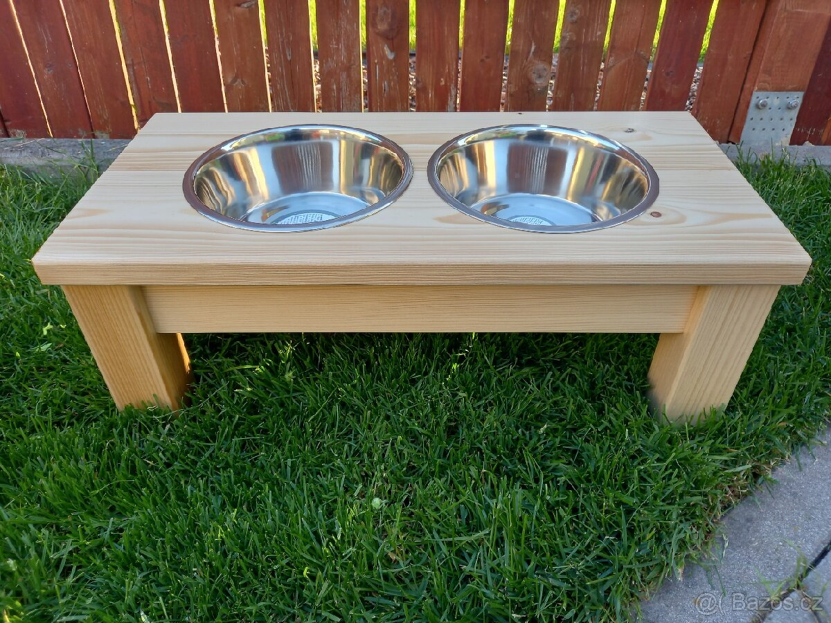 Stojan na misky pro psa - 2