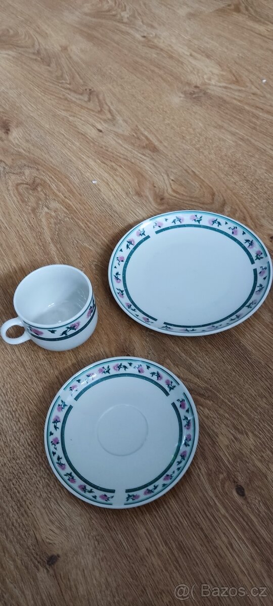 Sada hrnků nová - 2